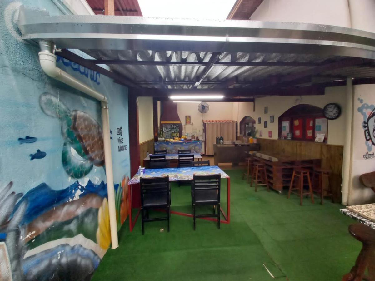 Oceanic Hostel Balneário Camboriú Esterno foto