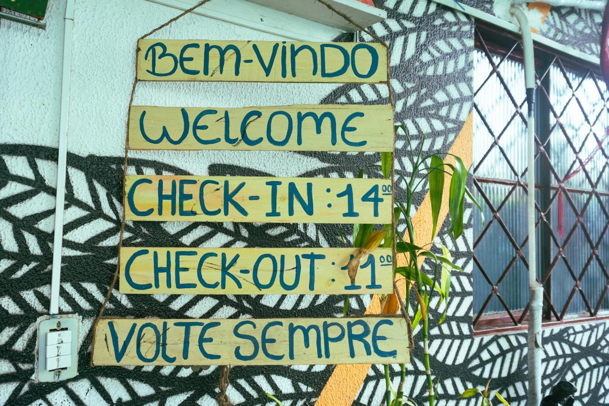 Oceanic Hostel Balneário Camboriú Esterno foto